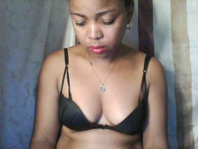 Baby-giiirl23 webcam