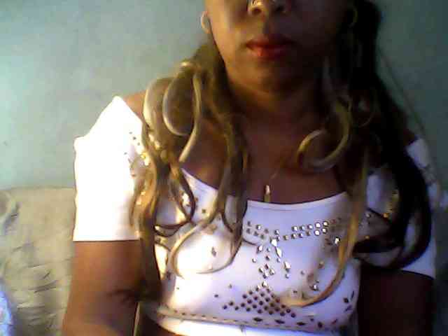 Baby-giiirl23 webcam