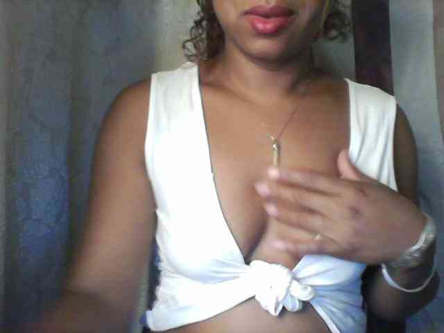 Baby-giiirl23 webcam