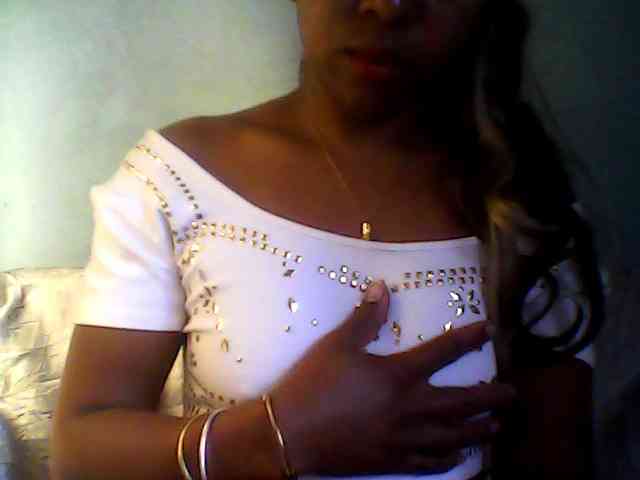 Baby-giiirl23 webcam