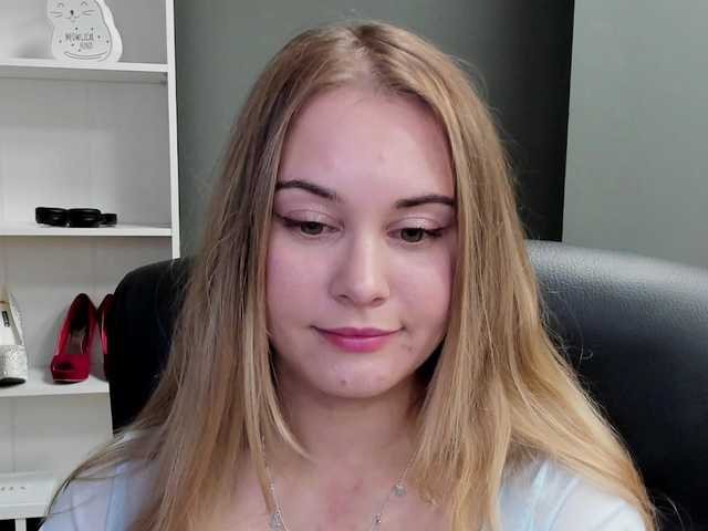 PERFECTvaleria's BongaCams show and profile