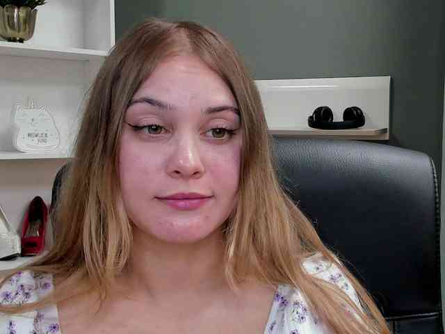 PERFECTvaleria webcam