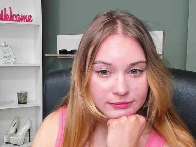 PERFECTvaleria webcam