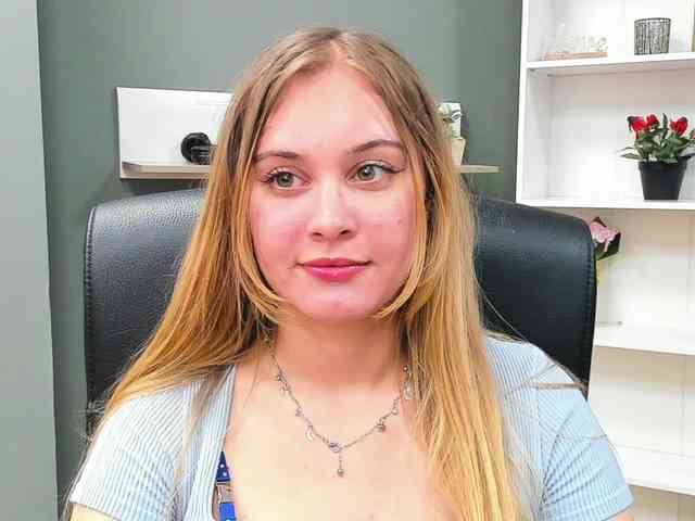 PERFECTvaleria webcam