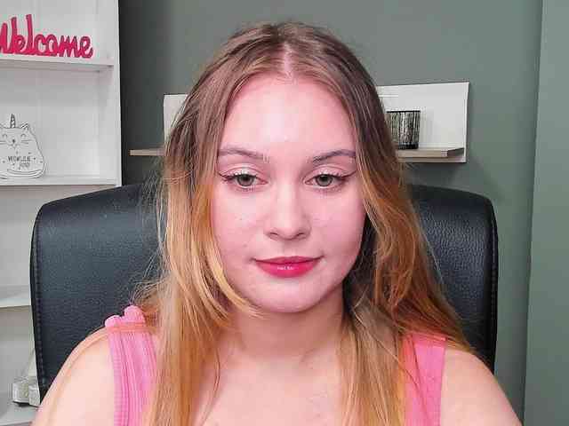 PERFECTvaleria webcam