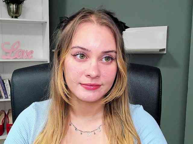 PERFECTvaleria webcam