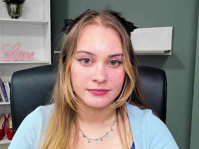 PERFECTvaleria webcam