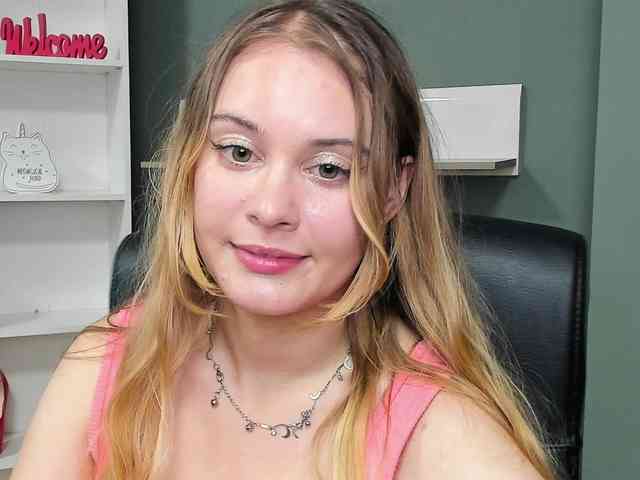 PERFECTvaleria webcam