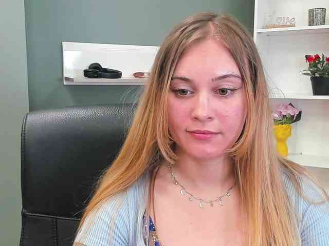 PERFECTvaleria webcam