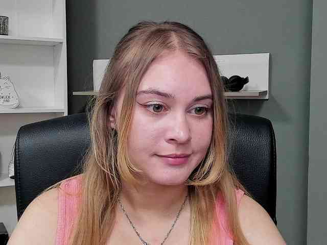 PERFECTvaleria webcam