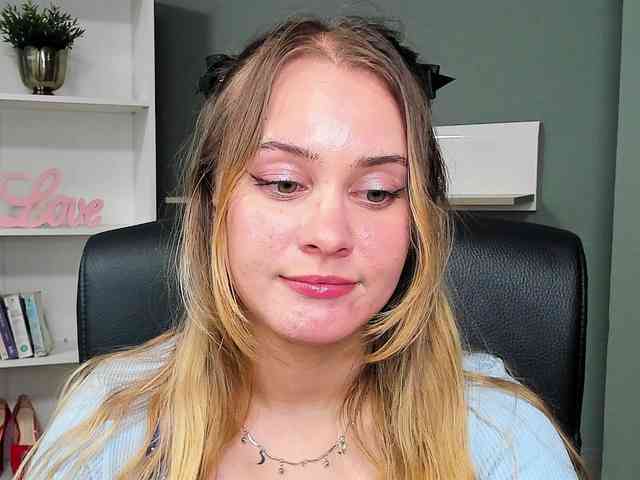 PERFECTvaleria webcam