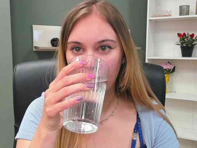 PERFECTvaleria webcam
