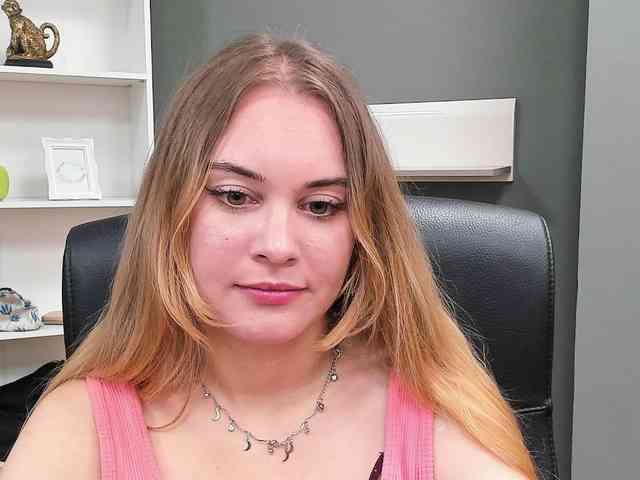 PERFECTvaleria webcam