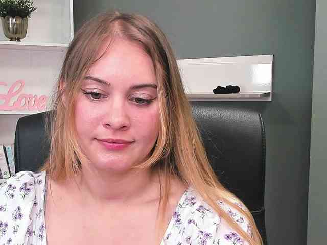 PERFECTvaleria webcam