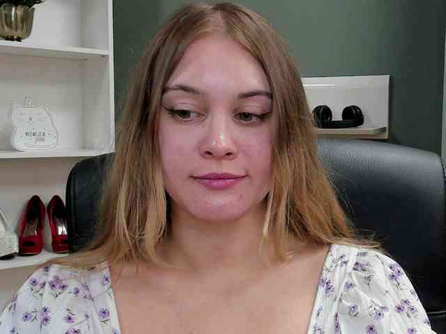 PERFECTvaleria webcam