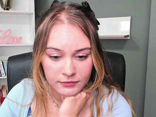PERFECTvaleria webcam