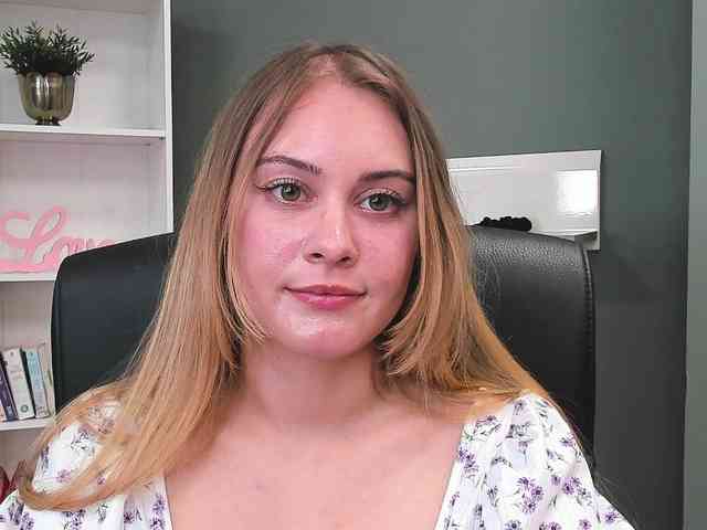 PERFECTvaleria webcam