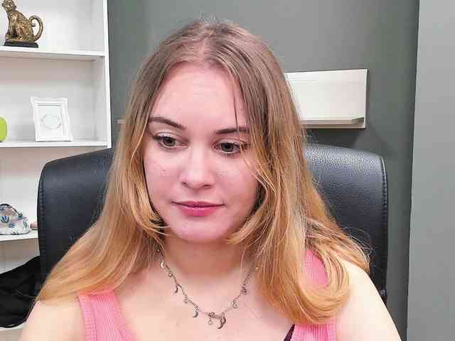 PERFECTvaleria webcam