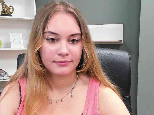 PERFECTvaleria webcam