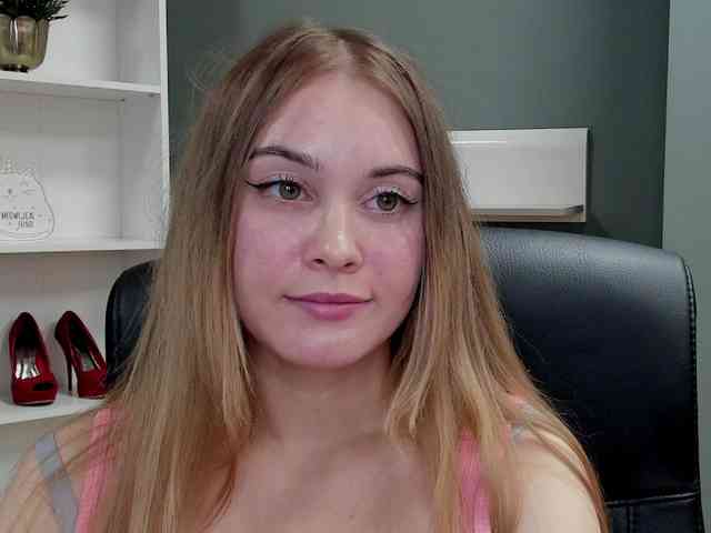PERFECTvaleria webcam