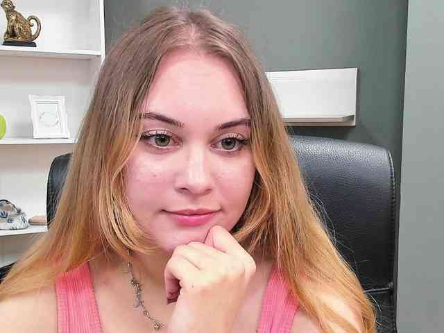 PERFECTvaleria webcam