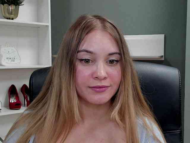 PERFECTvaleria webcam