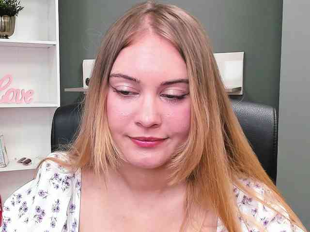 PERFECTvaleria webcam