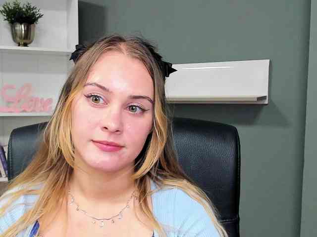 PERFECTvaleria webcam