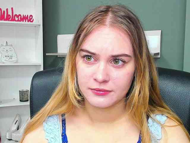 PERFECTvaleria webcam