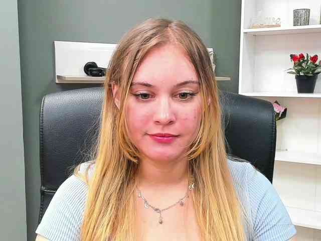 PERFECTvaleria webcam