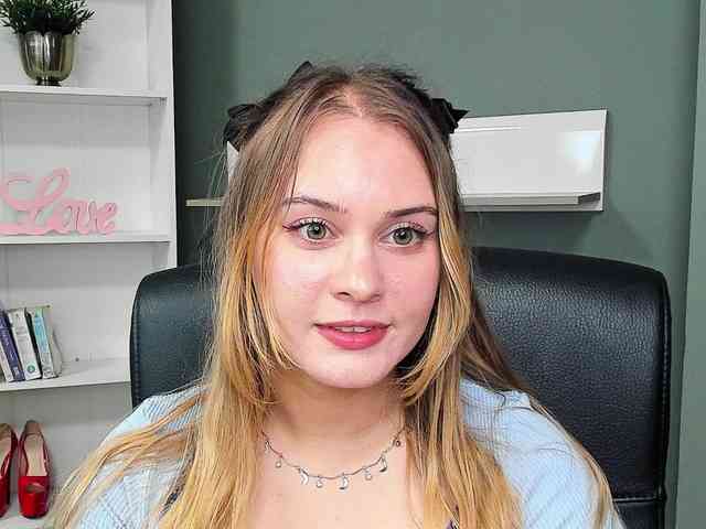PERFECTvaleria webcam