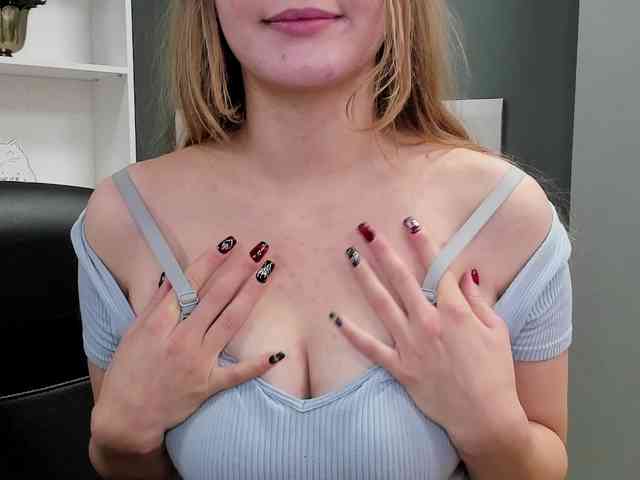 PERFECTvaleria webcam