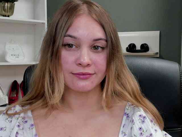 PERFECTvaleria webcam