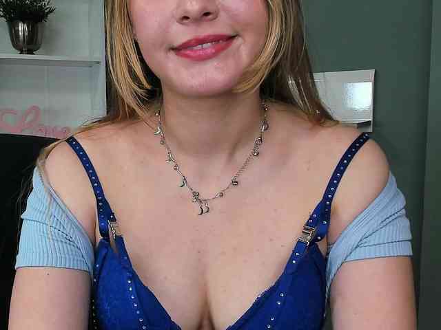 PERFECTvaleria webcam