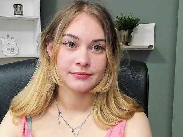 PERFECTvaleria webcam