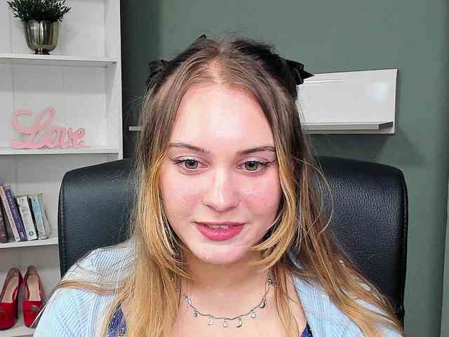 PERFECTvaleria webcam