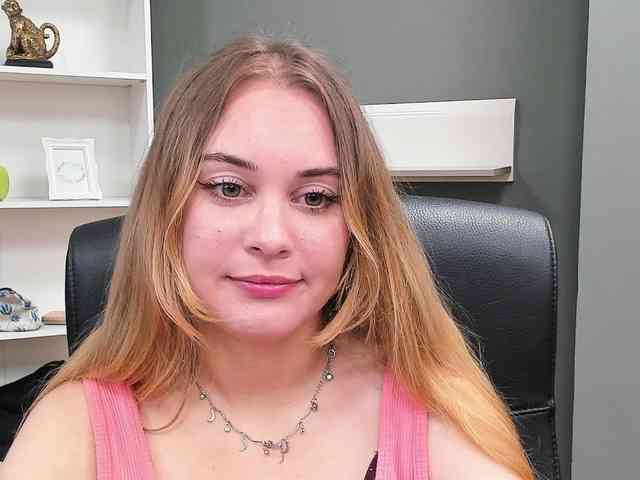 PERFECTvaleria webcam