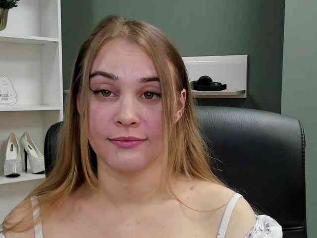 PERFECTvaleria webcam