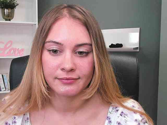 PERFECTvaleria webcam