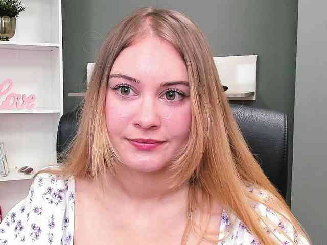 PERFECTvaleria webcam
