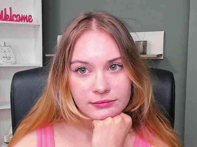 PERFECTvaleria webcam