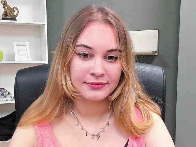 PERFECTvaleria webcam