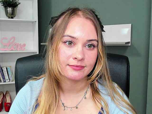 PERFECTvaleria webcam