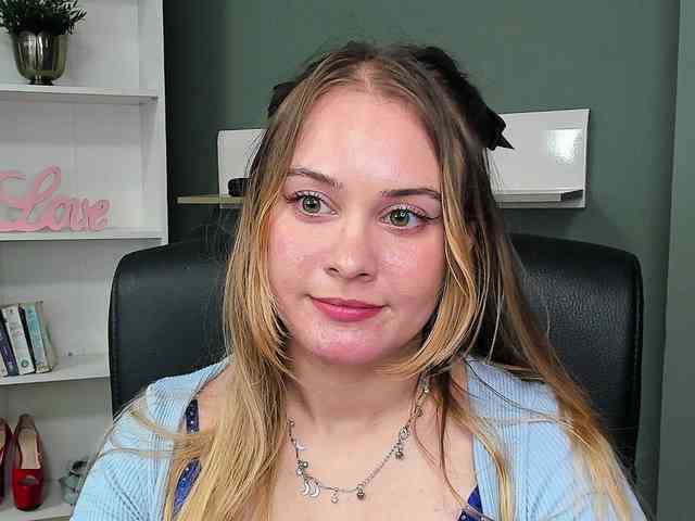 PERFECTvaleria webcam