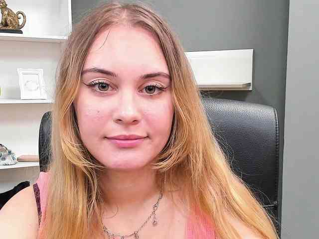 PERFECTvaleria webcam