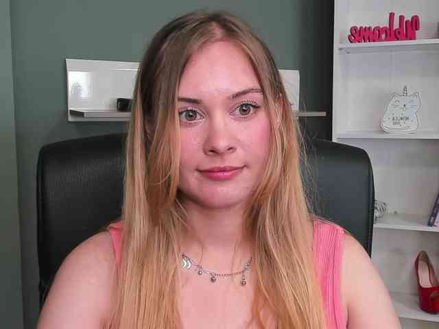 PERFECTvaleria webcam