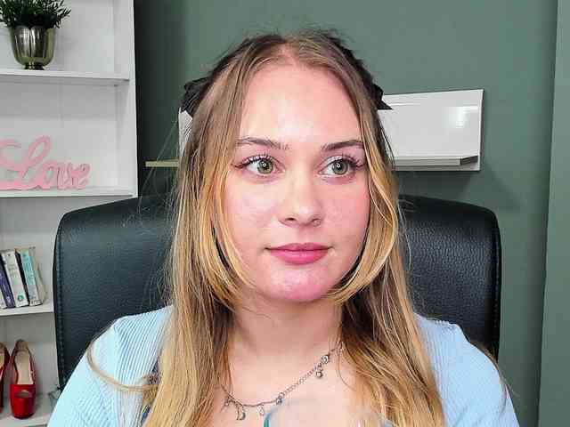 PERFECTvaleria webcam
