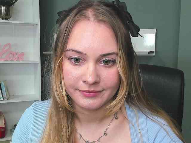 PERFECTvaleria webcam