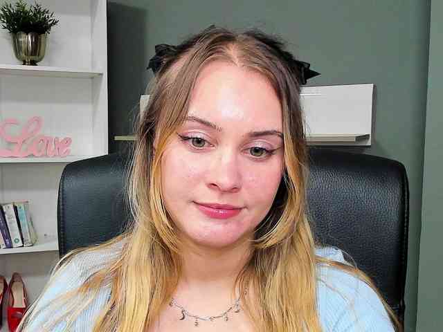 PERFECTvaleria webcam