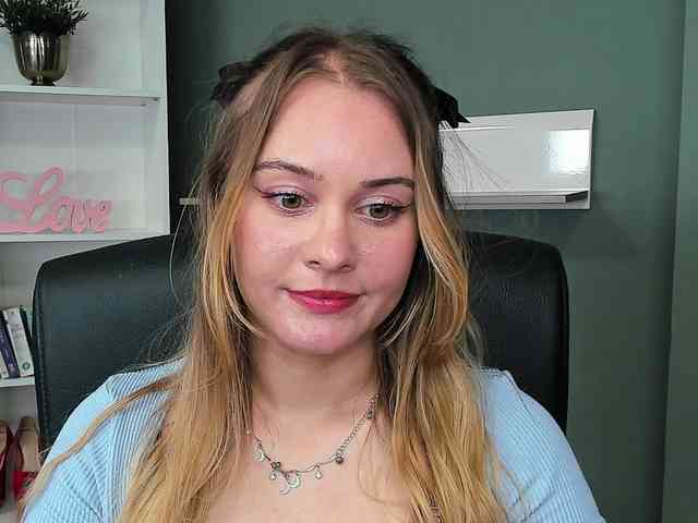 PERFECTvaleria webcam